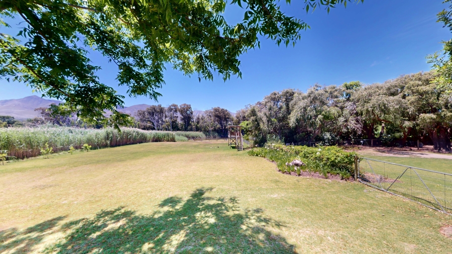 5 Bedroom Property for Sale in Stanford Western Cape